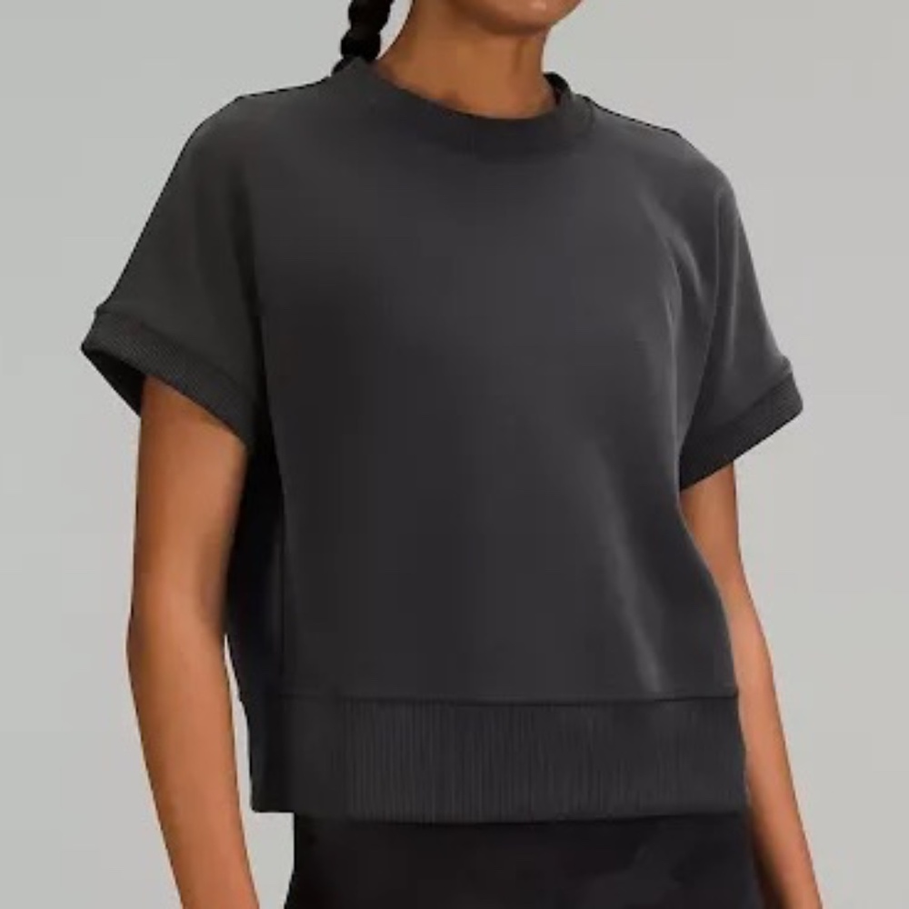 Lululemon NWT Softstreme Relaxed-Fit T-Shirt, size 12, Black
